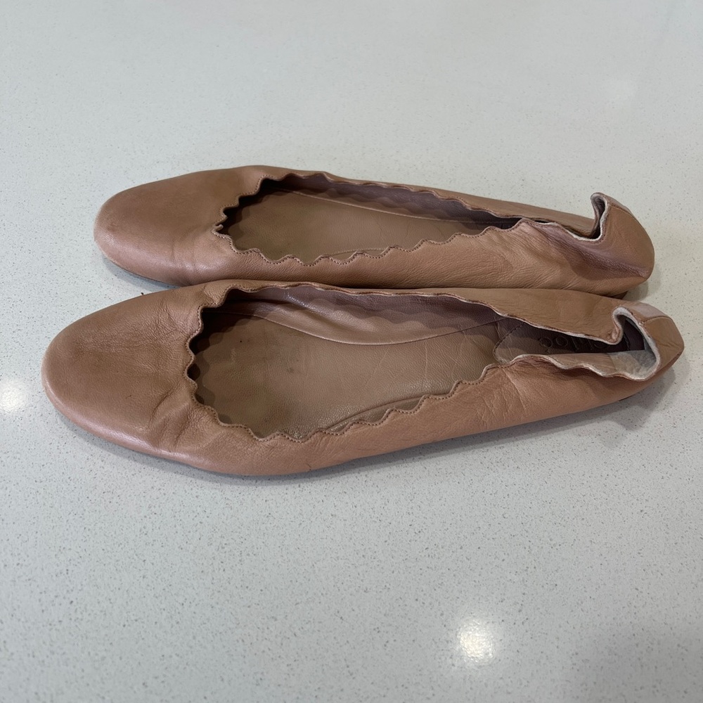 CHLOE Lauren scalloped leather ballet flats in blush - Picture 8 of 12